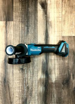 Makita 18V LXT 4 1/2”-5” Angle Grinder w/ AFT