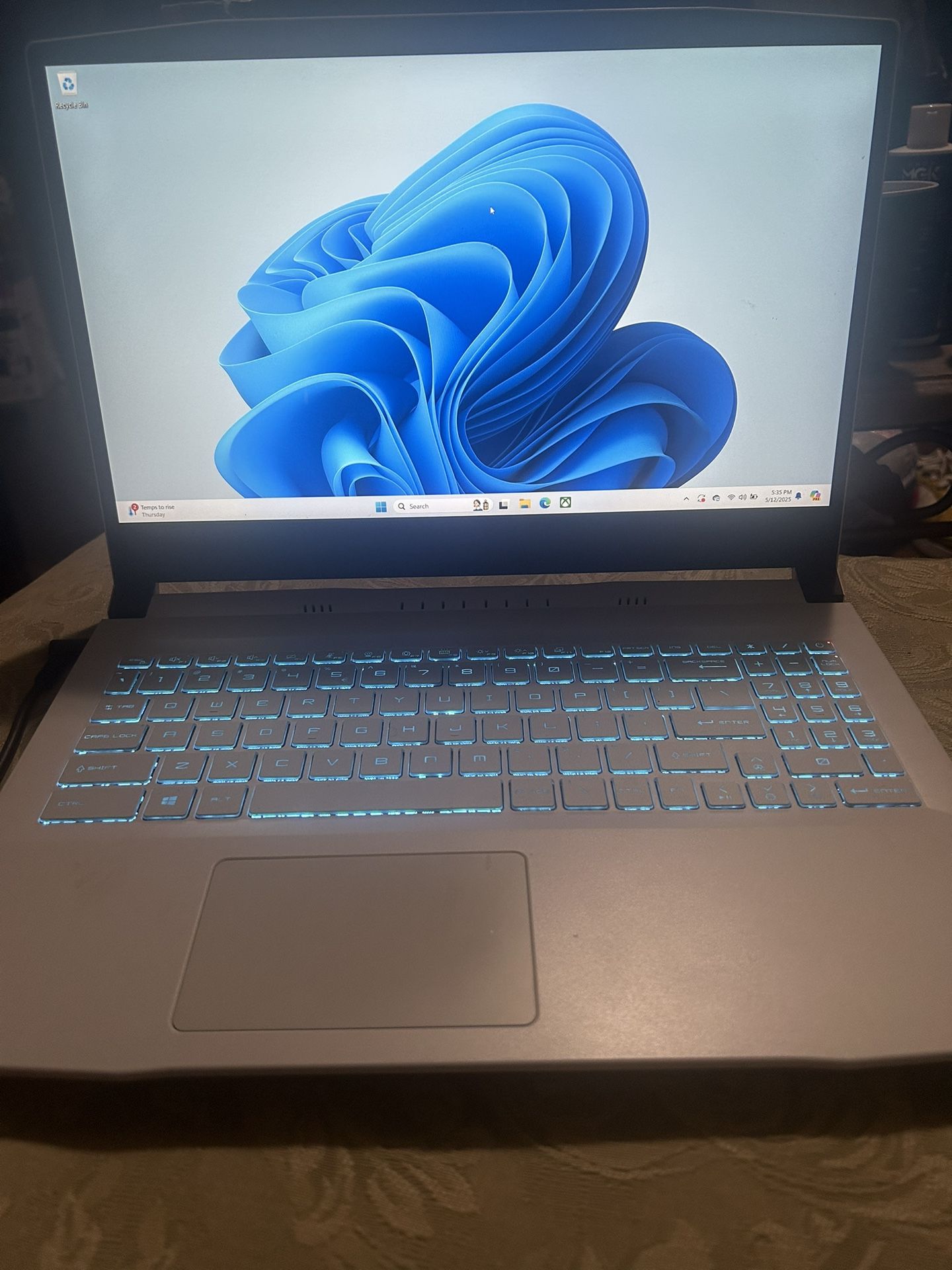 Gaming Laptop MSI Sword