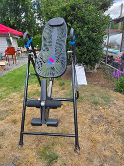 Inversion table