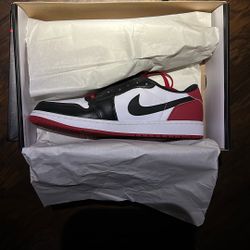 Nike Jordan 1 “Black Toe” Low
