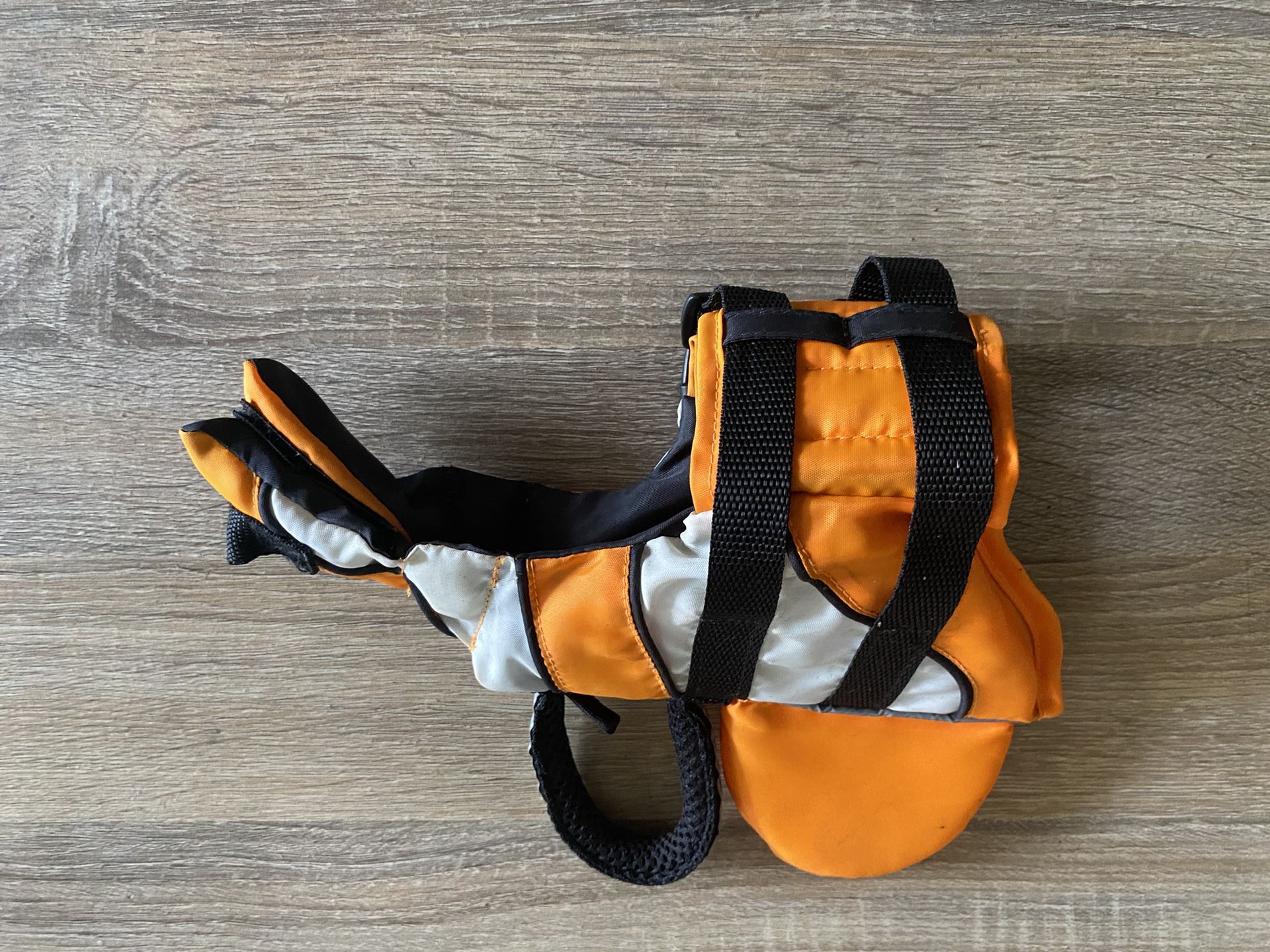 Dog Life Vest Extra small Clown Fish