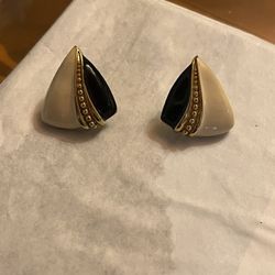 Unbranded Black & White Earrings
