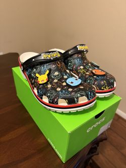 CROCS🐊 POKEMON SZ 11 MENS DS