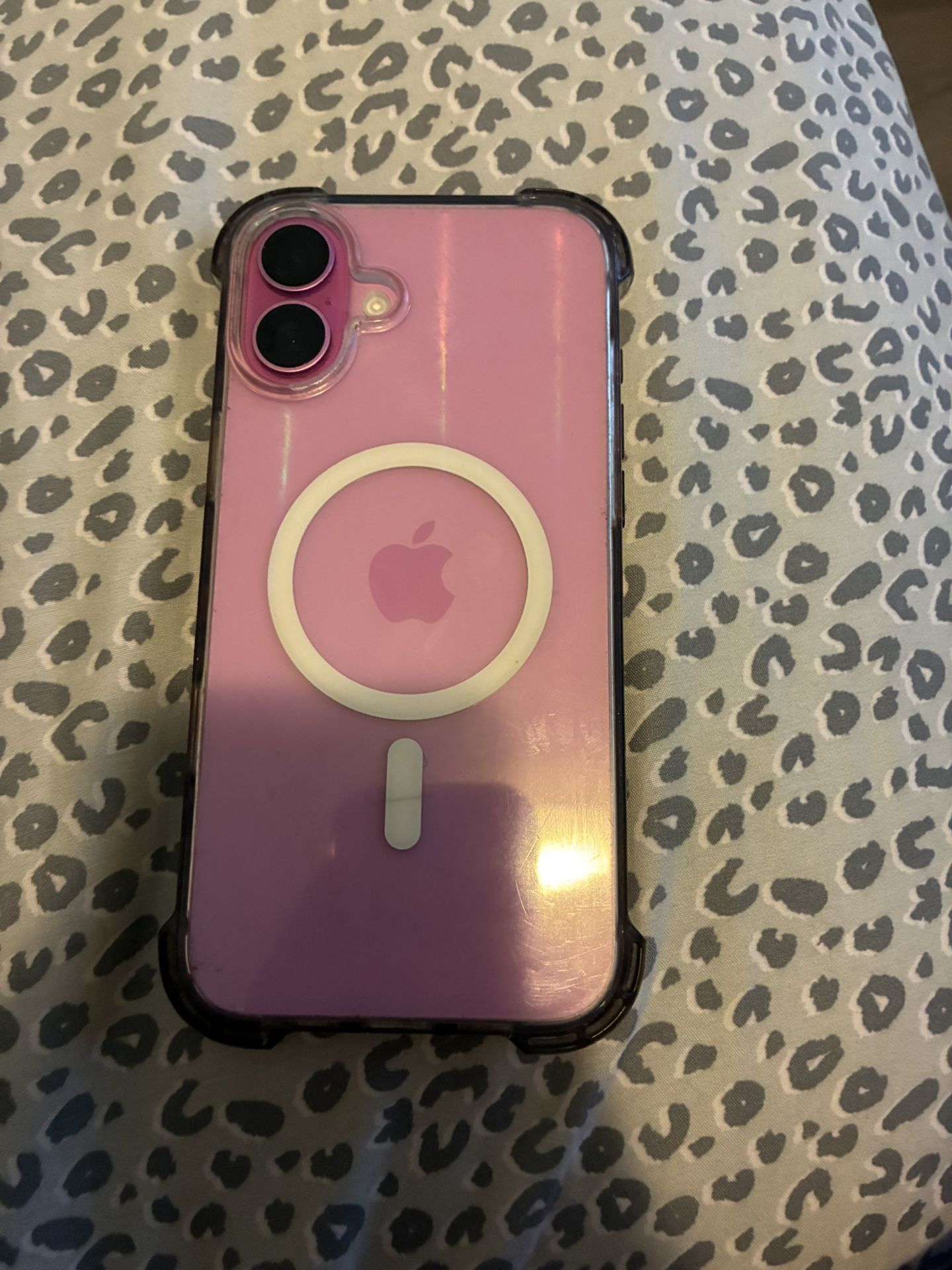 pink iphone 16 plus