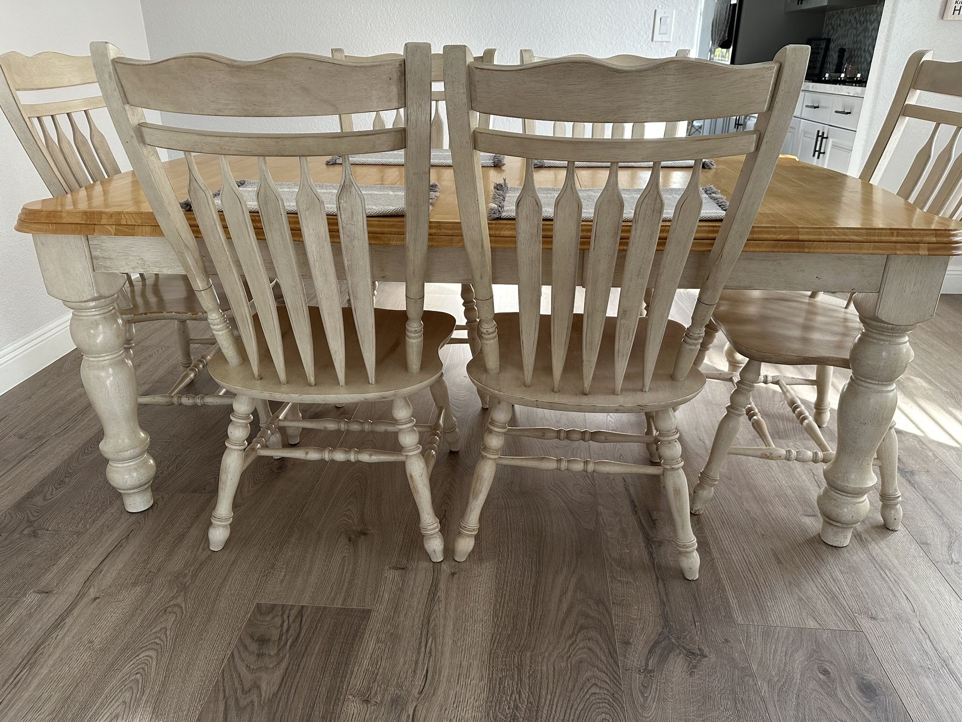 Kitchen table & Chairs