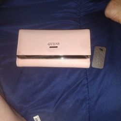 Guess Wallet..New