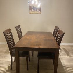 Dining Room Table And 6 Chairs