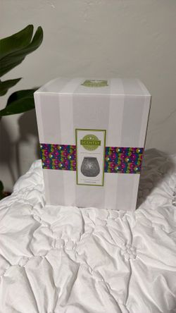 Scentsy Opulence Wax Warmer