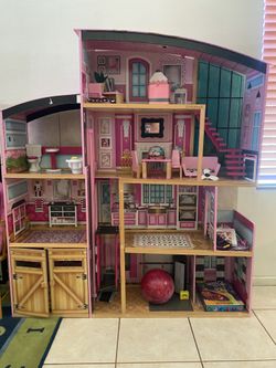 Dollhouse