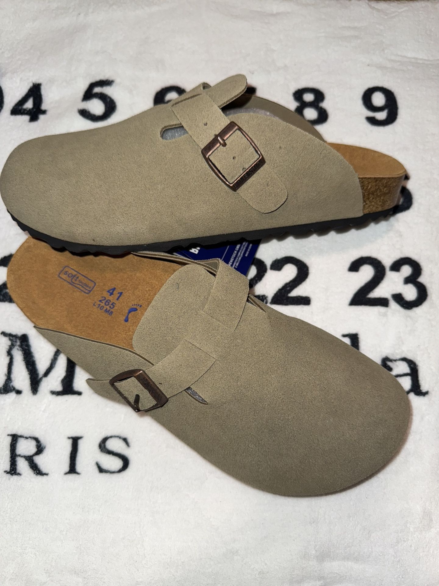 BIRKENSTOCK BIRKS CLOGS SIZE 8.5-9/41
