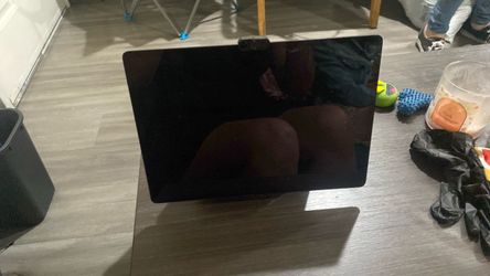 Meta portal tablet with entertainment system