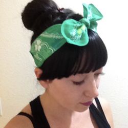 ST PATTYS PATRICKS DAY GREEN SHAMROCK HAIR WRAP BANDANA HEADBAND ROCKABILLY