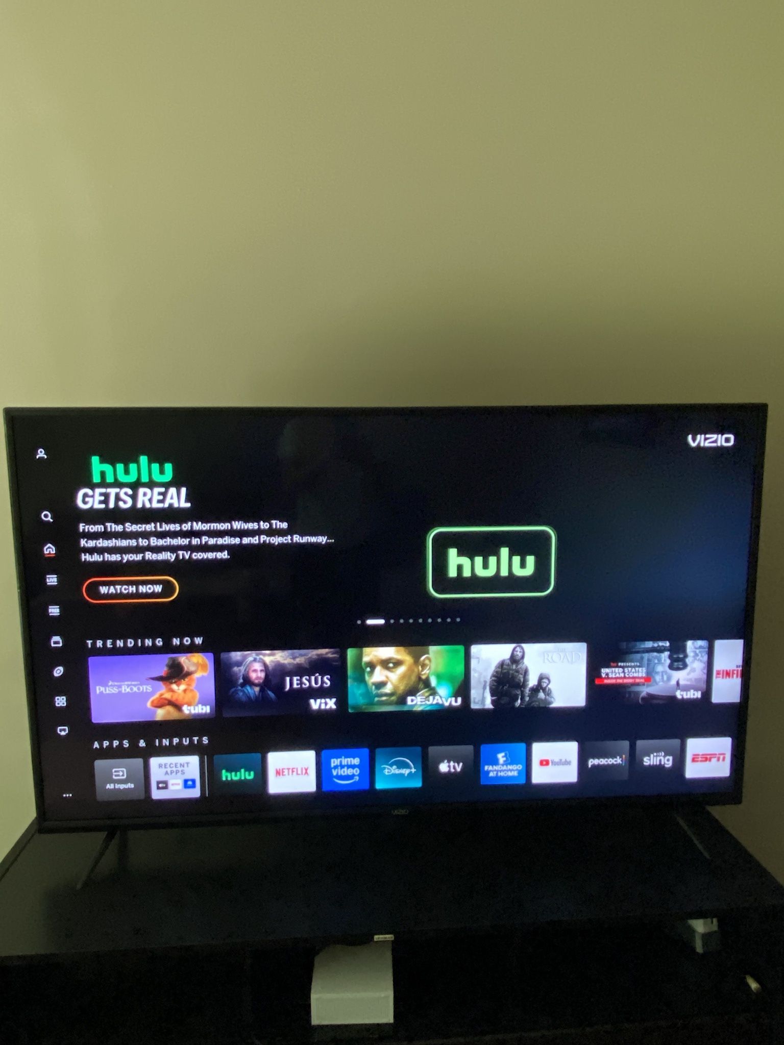 Vizio 65’ TV