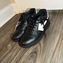 Off-White “Out Of Office” (OOO) Low - Black/White - Size 10.5