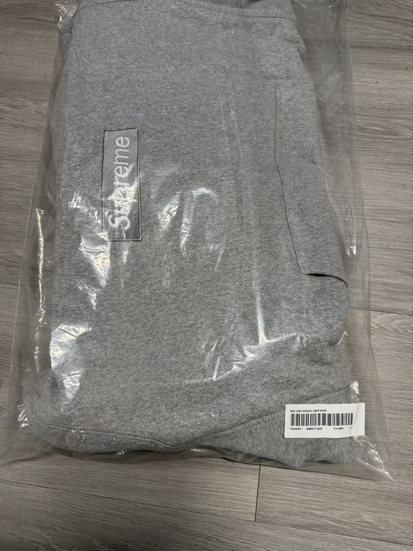 Supreme Box Logo Grey Hoodie. Size S,M,L,XL
