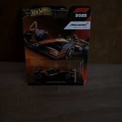 Fórmula 1 Hotwheels Premium McLaren 2025 #4 Lando Norris