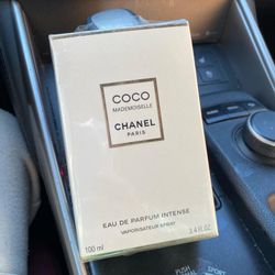 Coco Chanel 