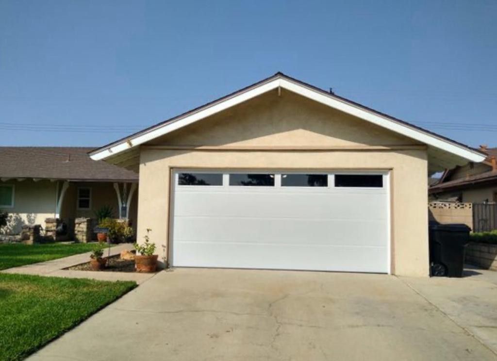 Garage Door for Sale in Hemet, CA OfferUp