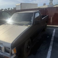 87 Nissan Truck For Parts 