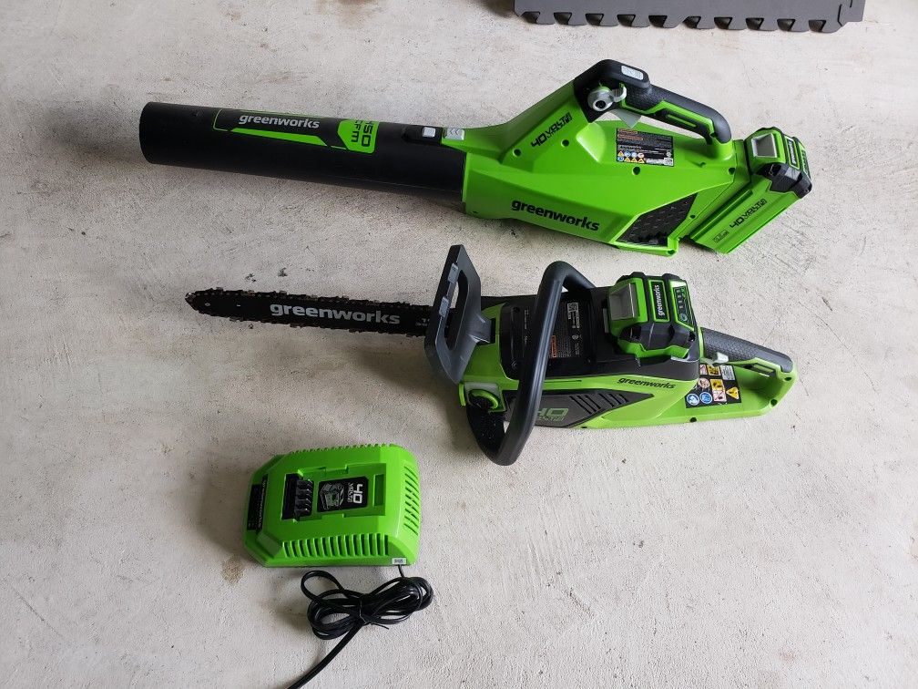 Greenworks 14" Chainsaw + 500CFM Blower + 2x 40V Batteries  & Charger - Excellent Condition 
