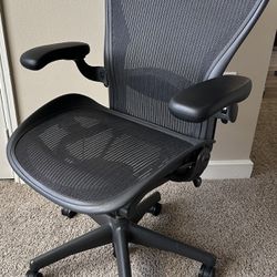 Herman miller Aeron Size C office chair in perfect condition