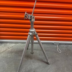 Vintage Tiltall No. 4602 Aluminum Professional Photographer Camera Tripod