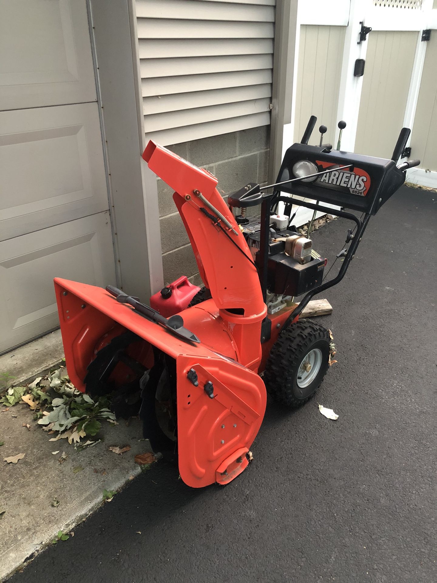 Snow blower Ariens 8526 for Sale in Cornwall, NY OfferUp