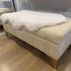 Velvet Storage Bench – Mid-Century Style