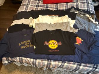 12 piece men’s tshirts , size Medium to large