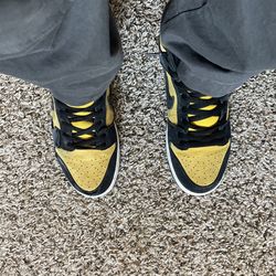 I Buy Shoes $$$