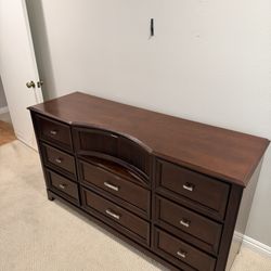 WOOD AMORE DRESSER (9 DRAWER)
