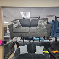 Brand NEW LOVESEAT LAST ONE $295