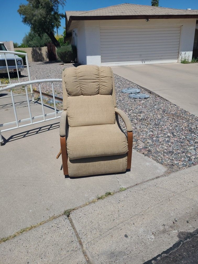 Recliner 