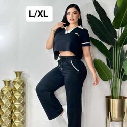 New Women’s 2 Piece Set Size L/XL