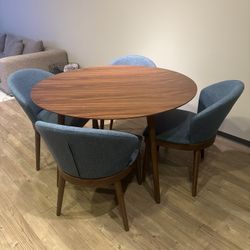 Kitchen Table and Chairs