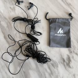 Wired dual lavalier microphones