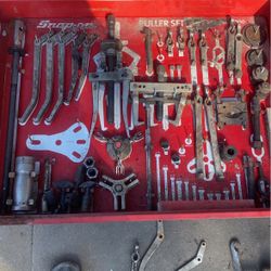 Snap On Puller Set. 