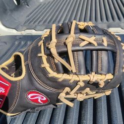 First Baseman Glove