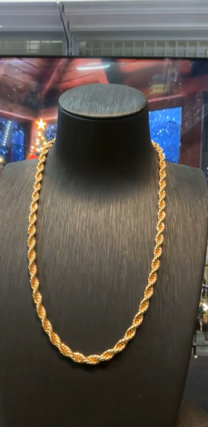 Beautiful 20 Inch Gold Rope Brand New