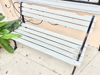 Outdoor Garden Bench with Iron Frame