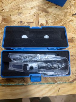 Refractometer