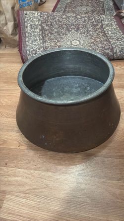 Middle Eastern style cooker pot