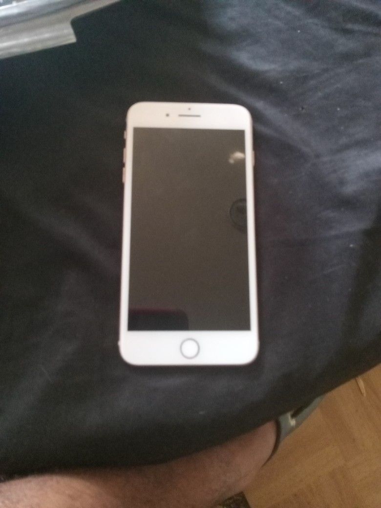 iPhone 8 Plus/ Rose Gold Color