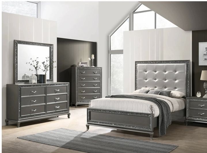 Queen Bed Nightstand Dresser  With Mirrors
