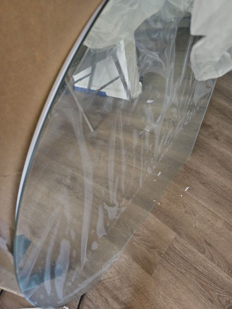 Vanity Mirror With 2 Light Settings And Mount (New)