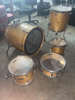 Mapex “ Drums “