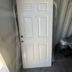 Exterior Door With Peep Hole 
