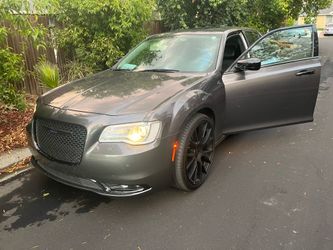 2020 Chrysler 300 limited