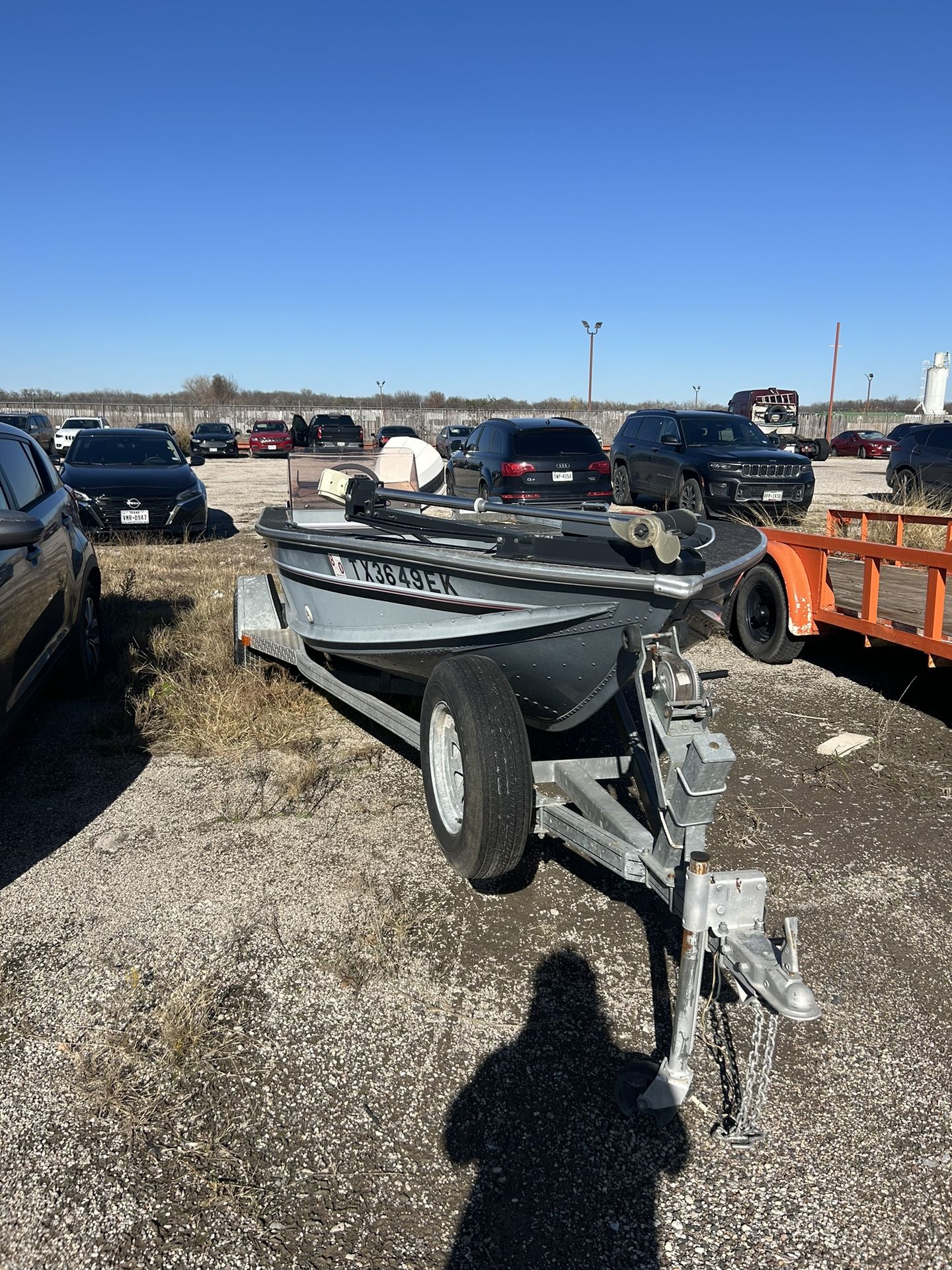 1988 Alumicraft Bass Boat