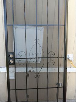 Security screen door
